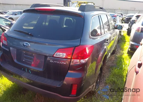 2013 Subaru Outback 2.5I Premium z USA, uszkodzony, nr VIN 4S4BRBCC7D3222762